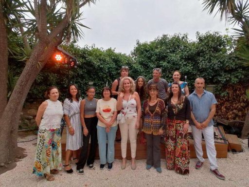 Groupe d’artistes réunis lors de l’exposition Symbiose à la Casa Carrère de Bages