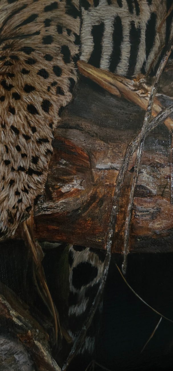 Pelage de léopard en détail, Gros plan d'une toile peinte à l'acrylique d'un jaguar sur une branche d'arbre